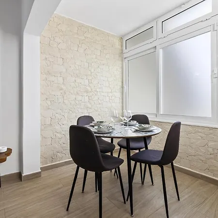 Apartment Adama - Gescav *